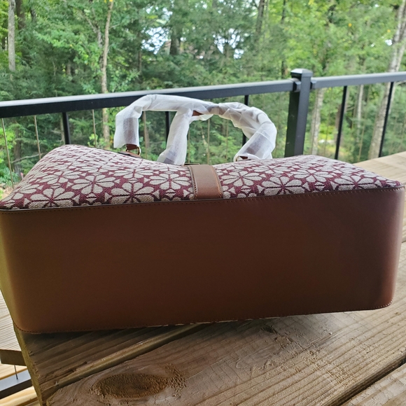 Spade Flower Jacquard Large Open Tote - Picture 3 of 6